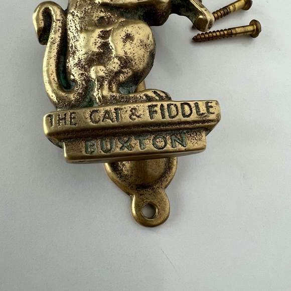 Vintage Door Knocker The Cat & Fiddle Buxton - Picture 10 of 12